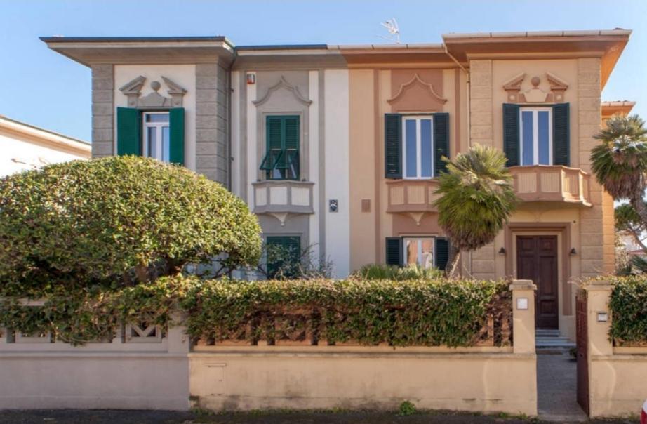 ليفورنو Villa Accademia المظهر الخارجي الصورة